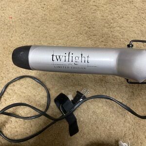 Twilight Limited Edition Silver Curling Iron